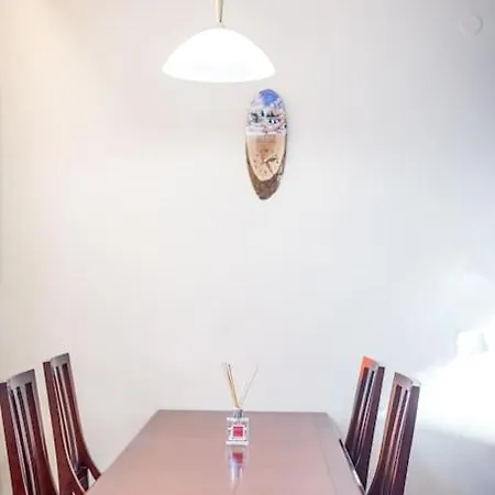 아파트 Host2u Slope-side By The Gondola