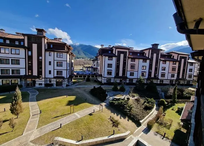 Host2u Slope-side By The Gondola